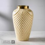 گلدان شیشه ای فلورا متوسط عسلی