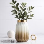 گلدان شیشه ای میخک کوچک سایه روشن نسکافه ای